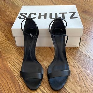 SCHUTZ Cadey-Lee Leather Sandal
